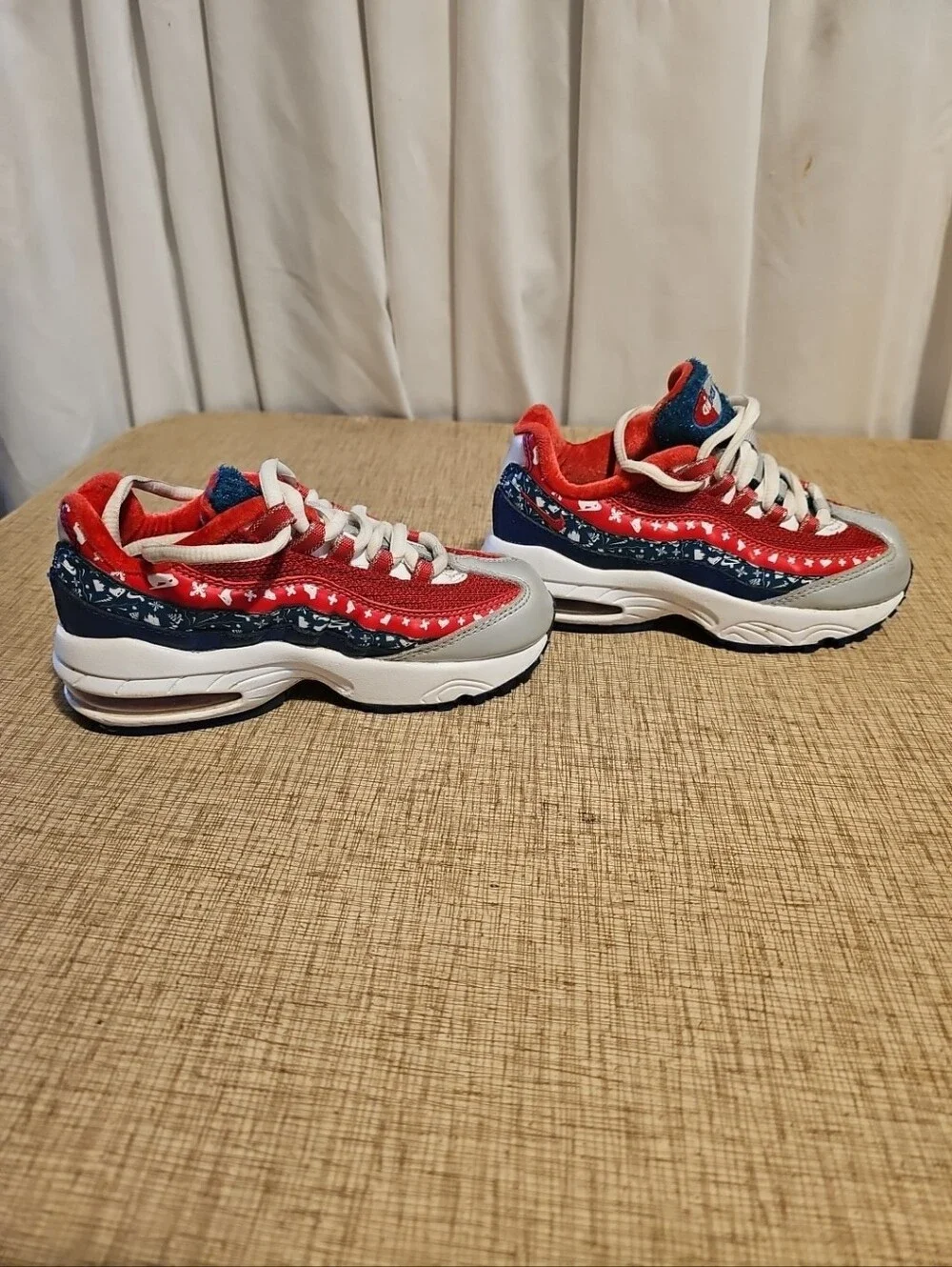 Nike kids air